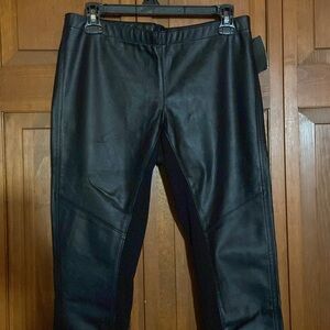 🏷️ BNWT Mossimo Faux Leather Panel Pants~Skinny Leg~32’ Waist